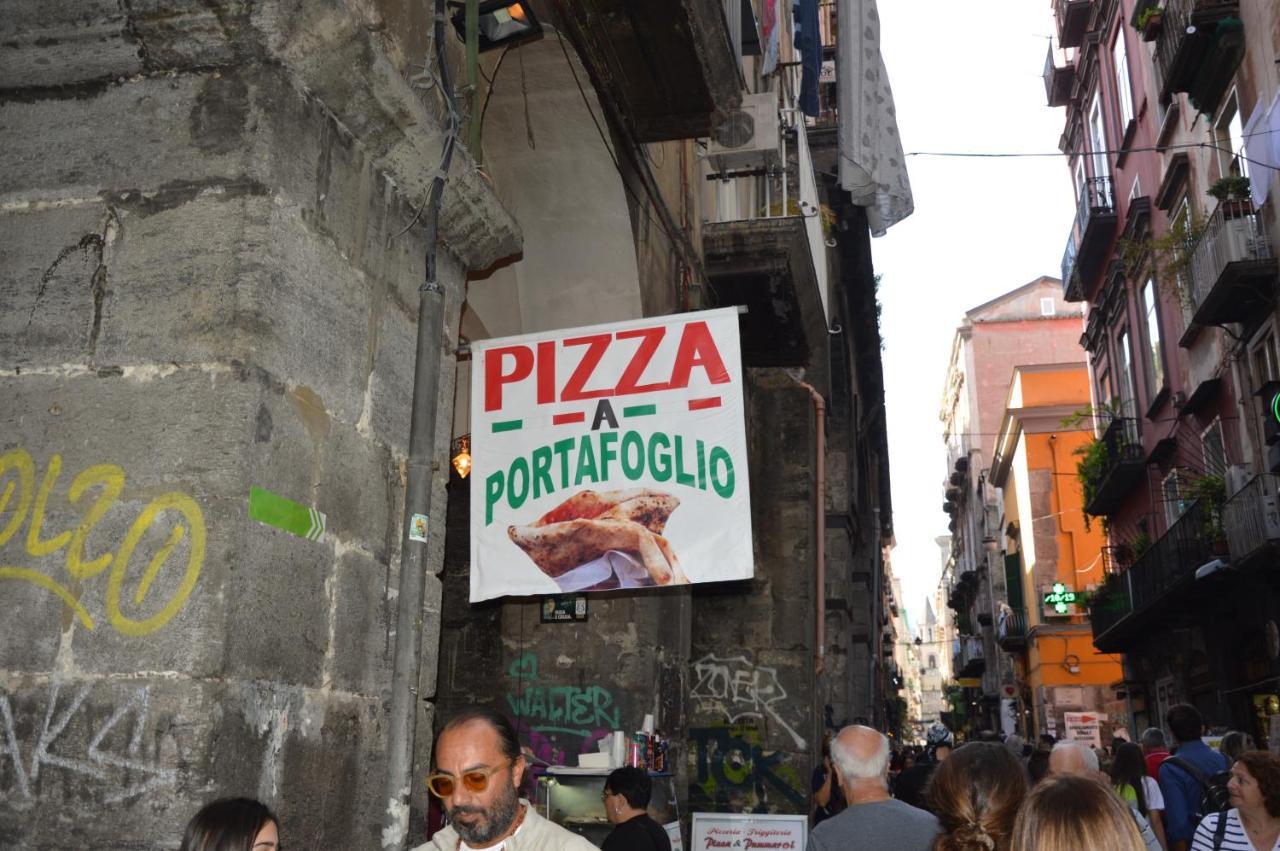 Bed and Breakfast Duomo View Neapel Exterior foto