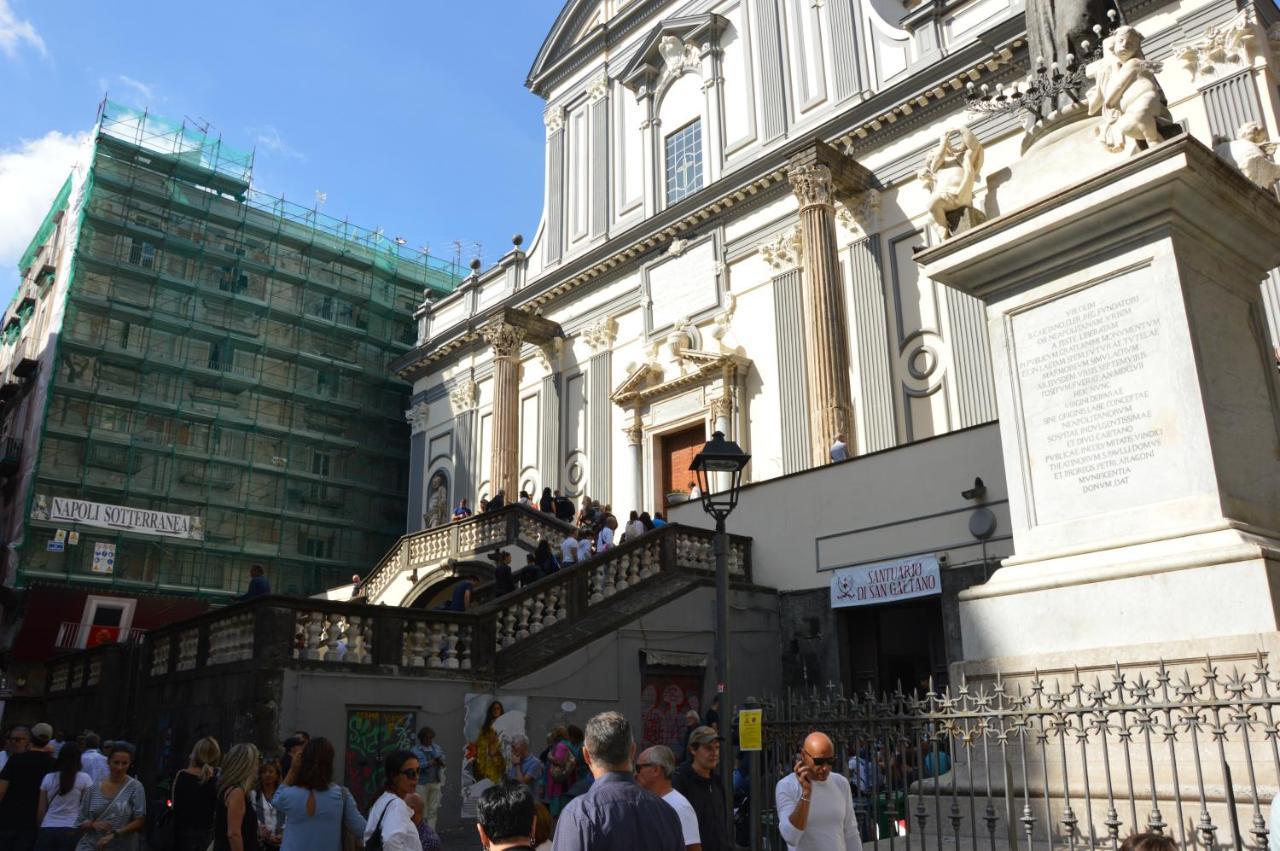 Bed and Breakfast Duomo View Neapel Exterior foto