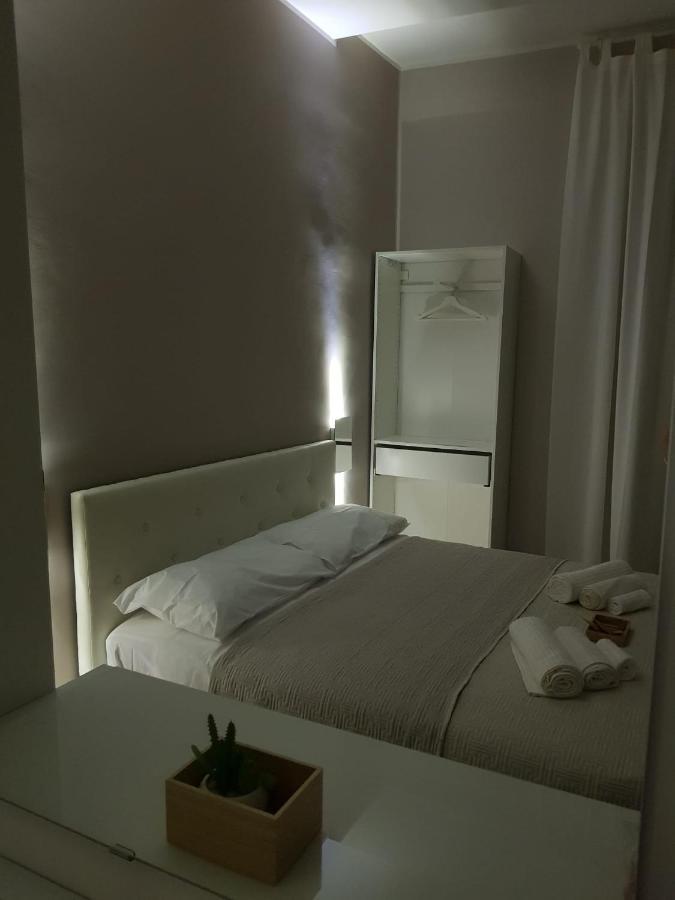 Bed and Breakfast Duomo View Neapel Exterior foto